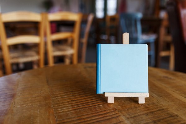 Porte-menus : embellissez la carte de votre restaurant